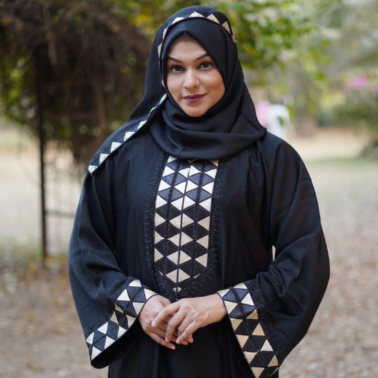 Picture of Dubai Premium Geometric Embroidered Abaya – Black